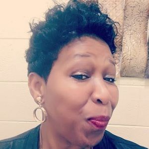Meet your Posher, Cathy